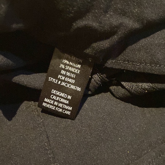 Bebop women’s shorts Size 3 black with pockets - Picture 5 of 6